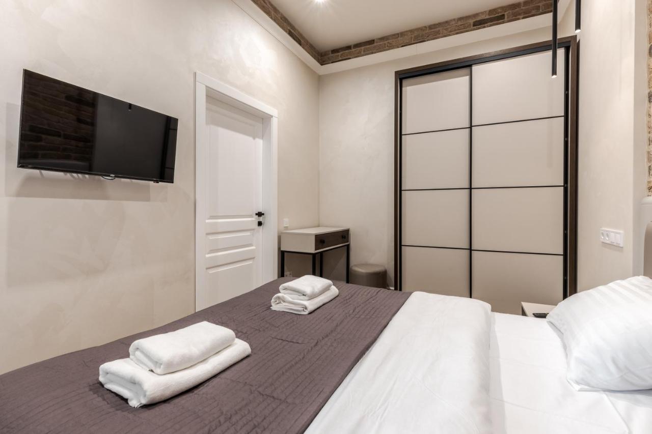 View On Rynok Square Apartments ลวีฟ ภายนอก รูปภาพ